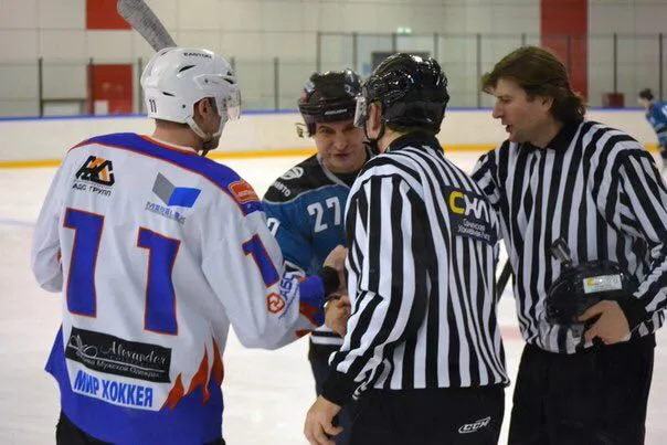 Поддержка хоккейной команды