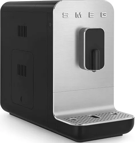 Автоматическая кофемашина SMEG BCC11BLMEU, чёрный матовый фото в интернет-магазине «Mebelex»