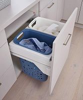 42 840 руб., Laundry-Carrier. Система хранения белья: 2 корзины с перфорацией (белая и синяя) по 33л.