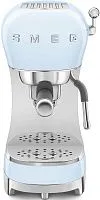 Кофемашина-эспрессо SMEG ECF02PBEU, пастельный голубой